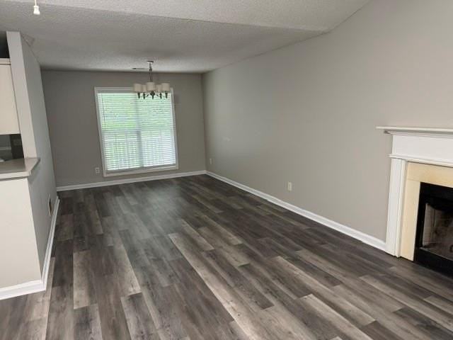 5920 April Dr - Photo 3 of 33