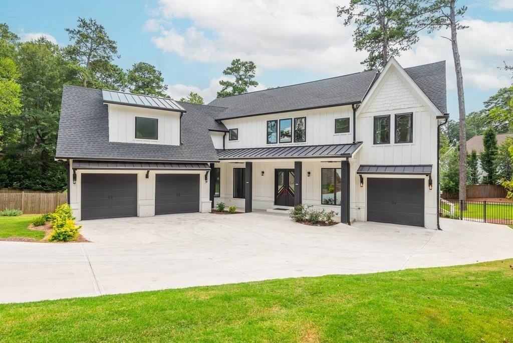 4056 Ashford Dunwoody Rd Ne - Photo 4 of 50