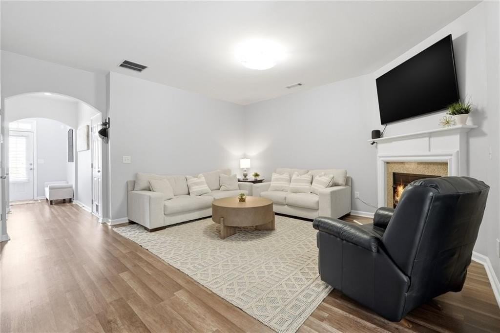 2059 Lakeshore Overlook Dr Nw - Photo 4 of 23