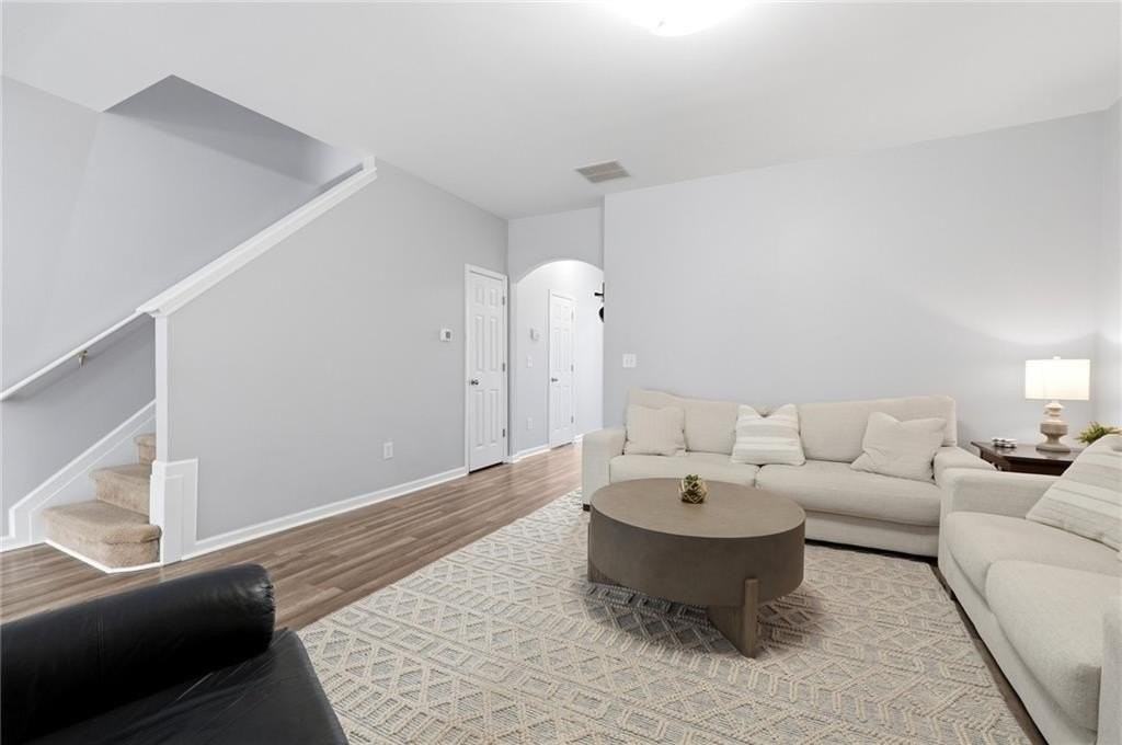 2059 Lakeshore Overlook Dr Nw - Photo 5 of 23
