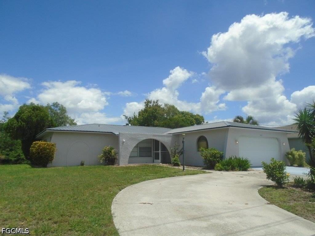1401 Everest Pkwy