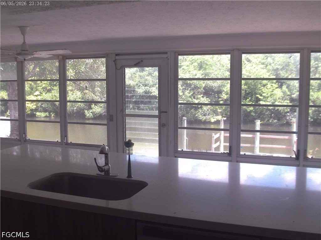 1401 Everest Pkwy - Photo 7 of 10