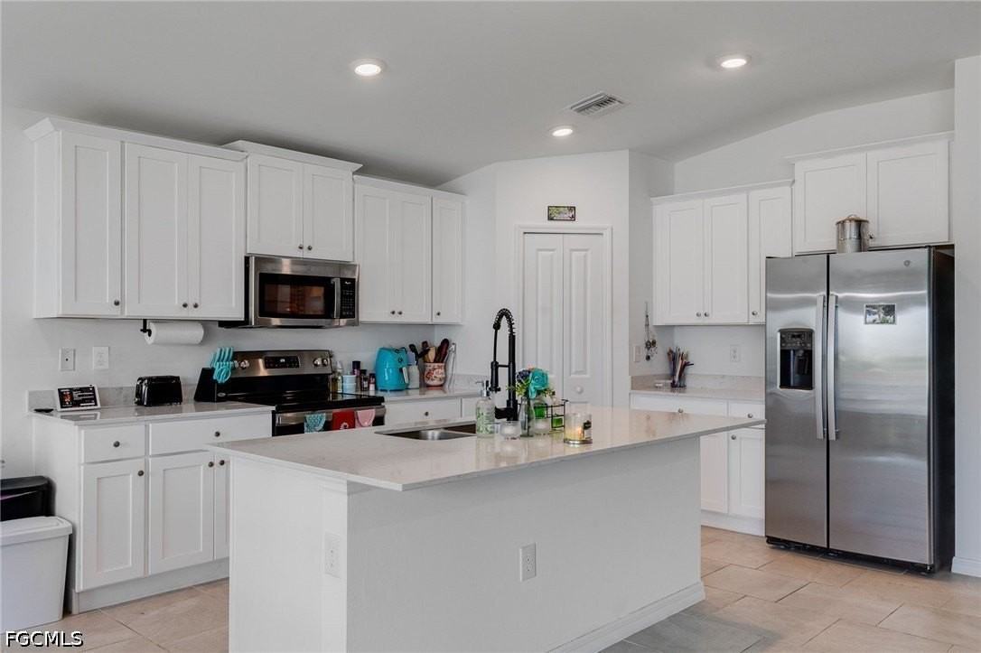 3856 Treasure Oak Way - Photo 6 of 22