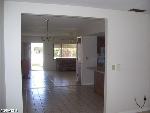 4619 Sw 7th Pl - Photo 5 of 21