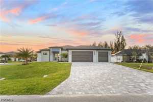 featured image of 142 Sw 33rd Pl