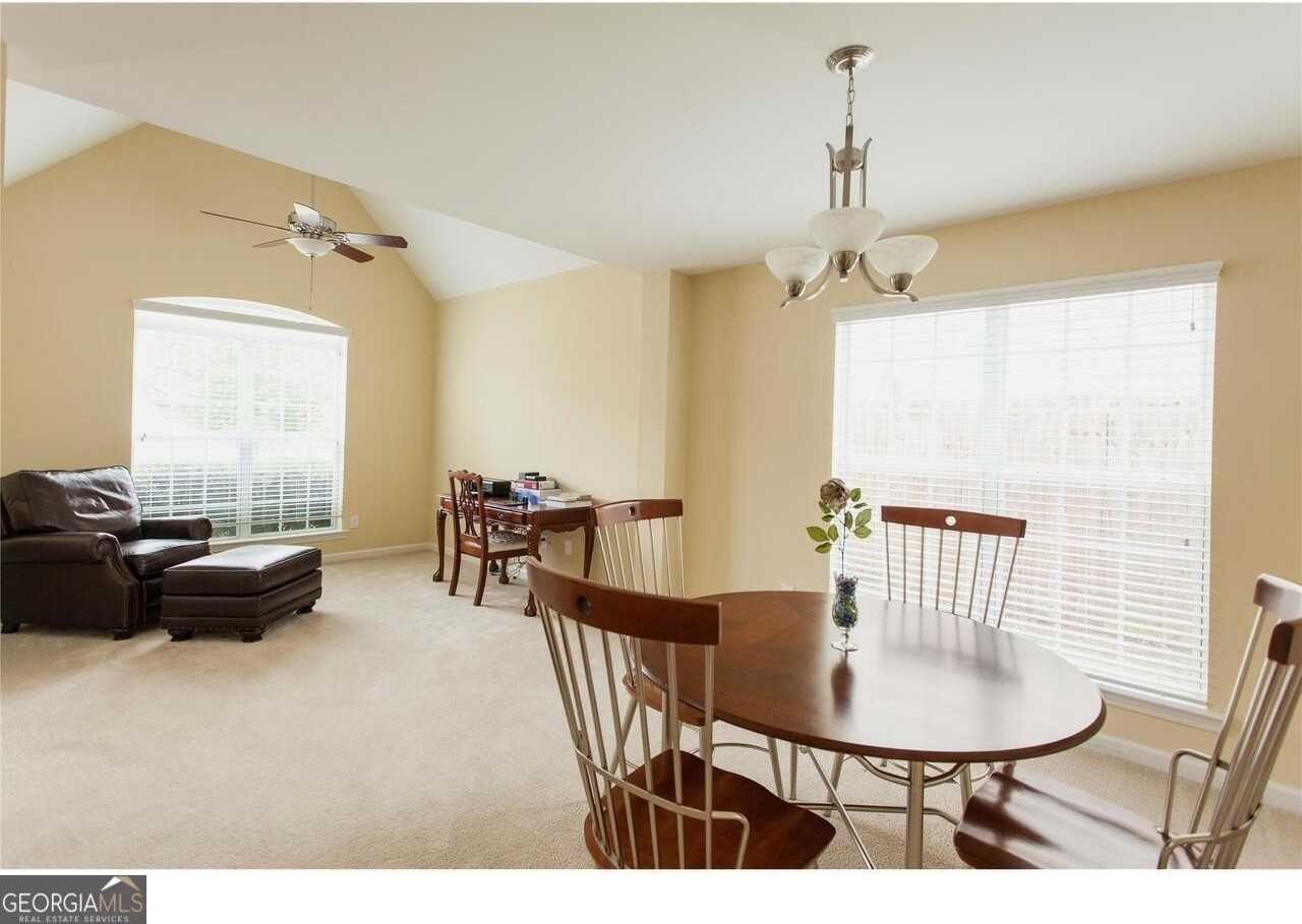 235 Turnbridge Cir - Photo 7 of 10