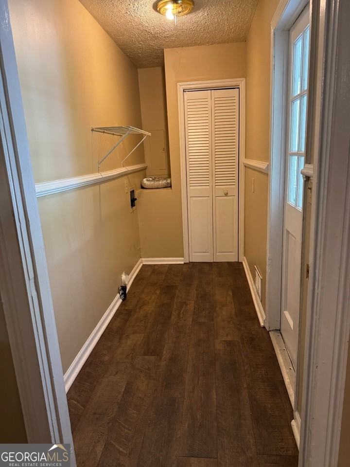 75 Barber Rd - Photo 6 of 12