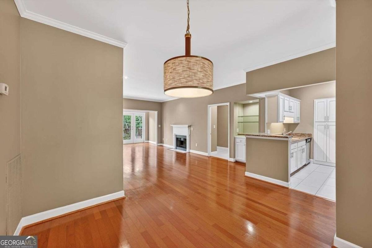 2865 Lenox Rd Ne #610 - Photo 2 of 32