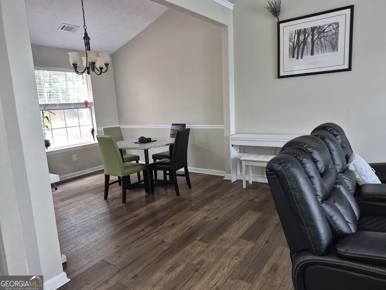 418 Summer Hill Cir - Photo 4 of 27