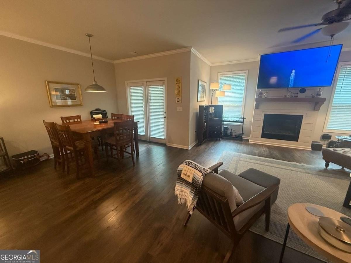 5639 Parkview Ln - Photo 3 of 12