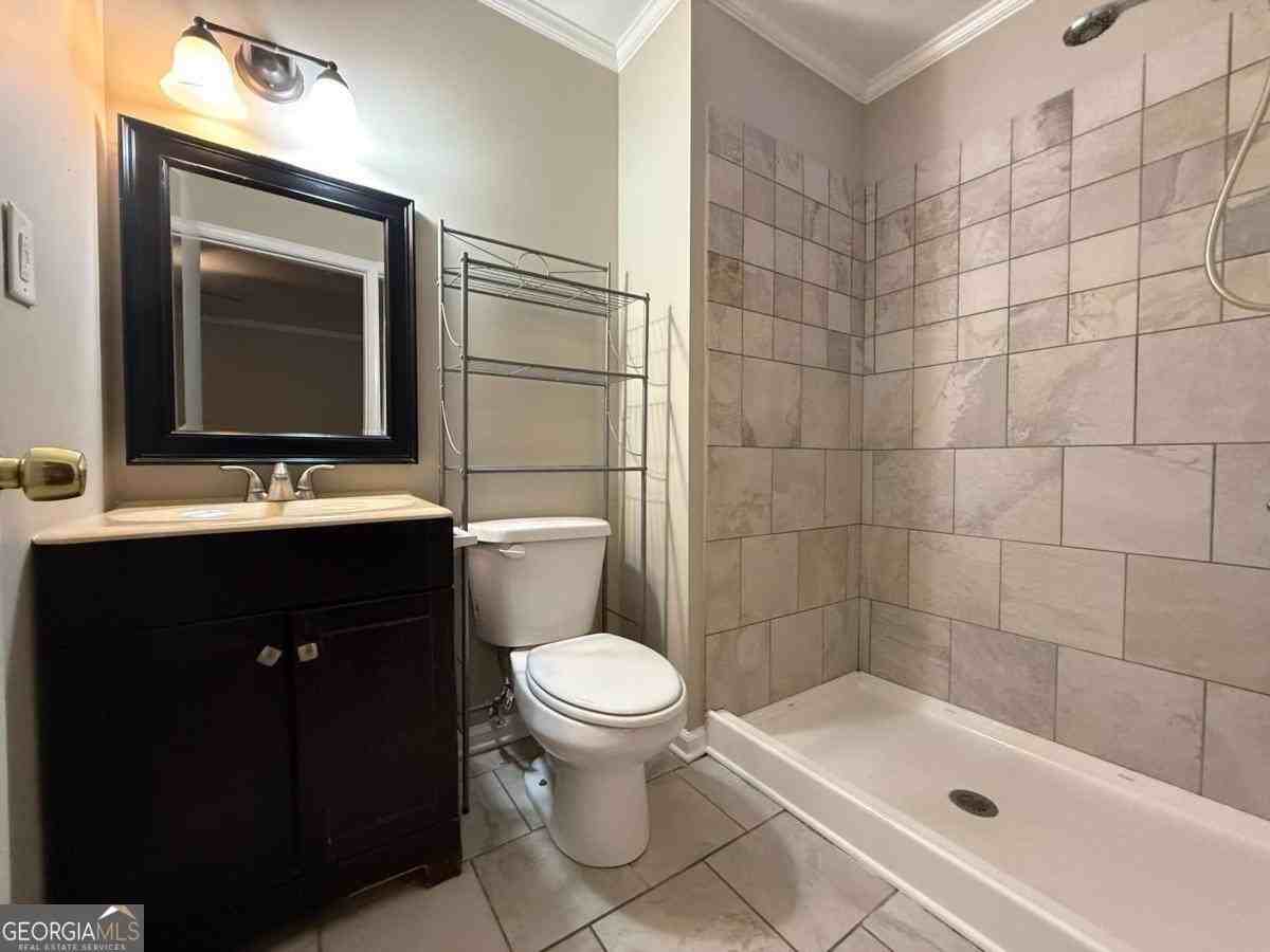 3945 Fraser Cir - Photo 6 of 12