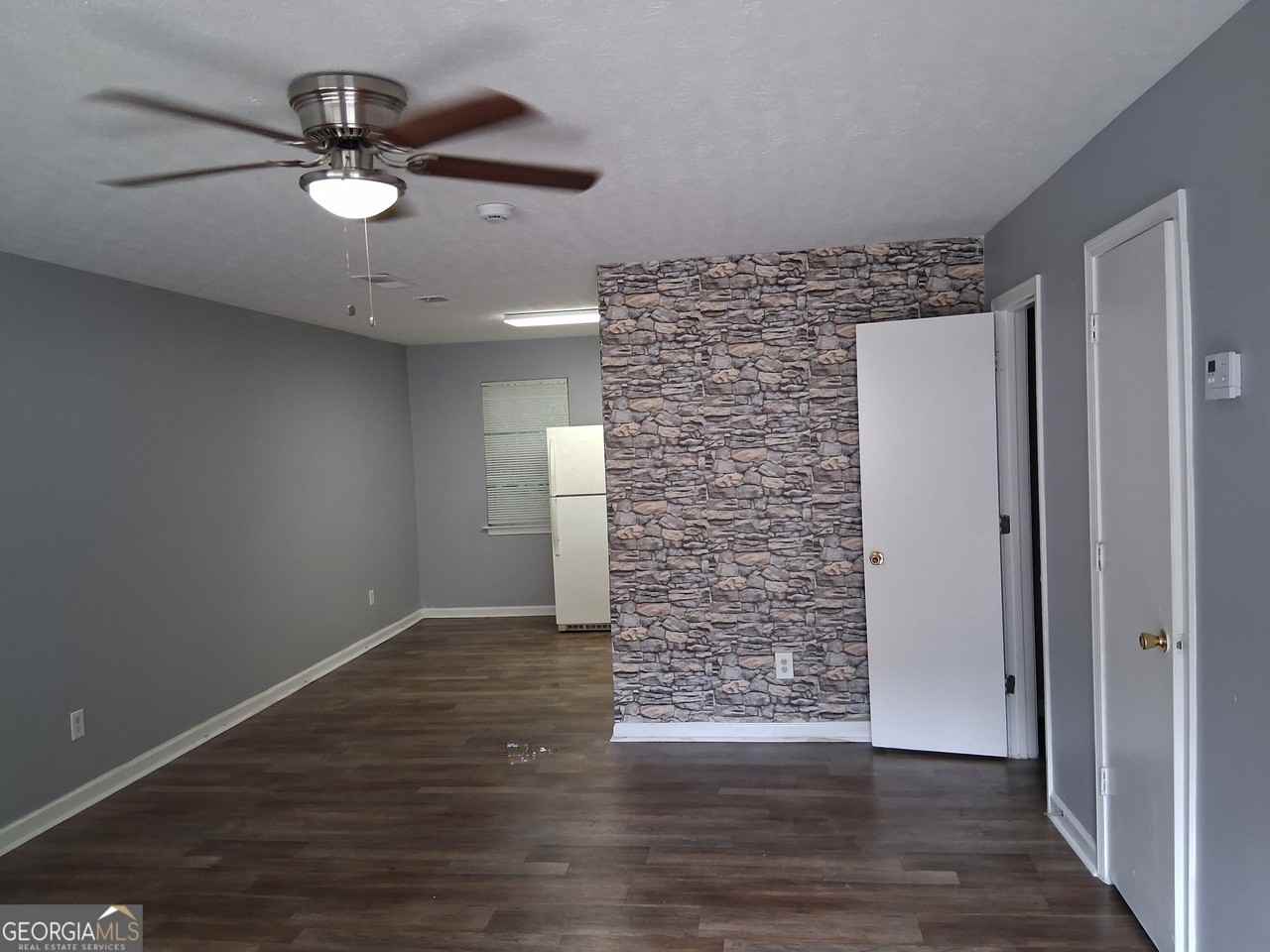 209 E Wison #28 - Photo 5 of 12