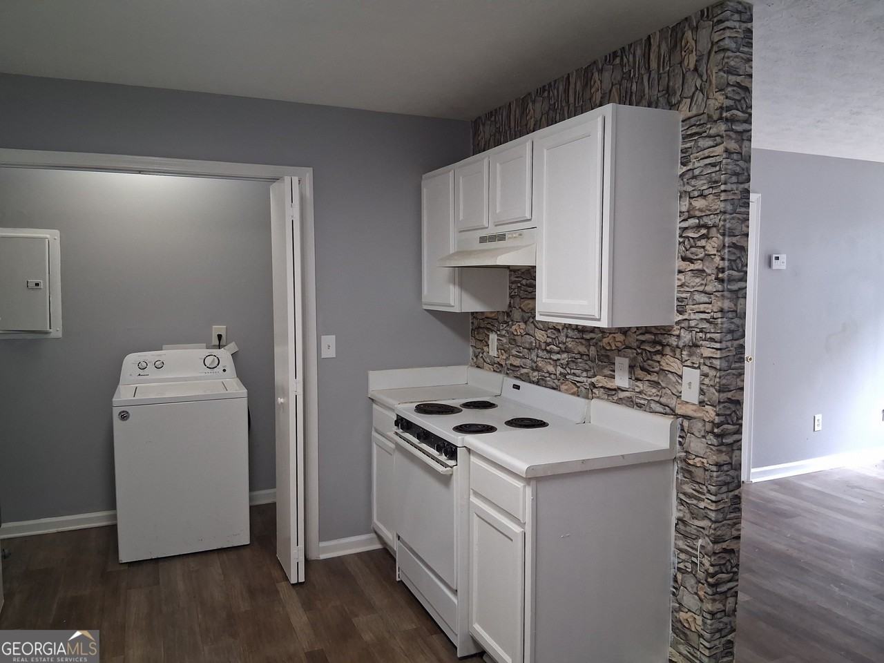 209 E Wison #28 - Photo 7 of 12