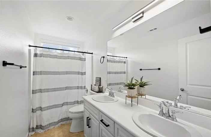 31989 Harden St #1 - Photo 6 of 15
