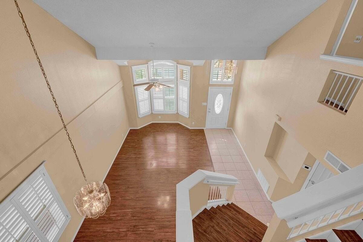 1460 Paseo De Flor St - Photo 5 of 26