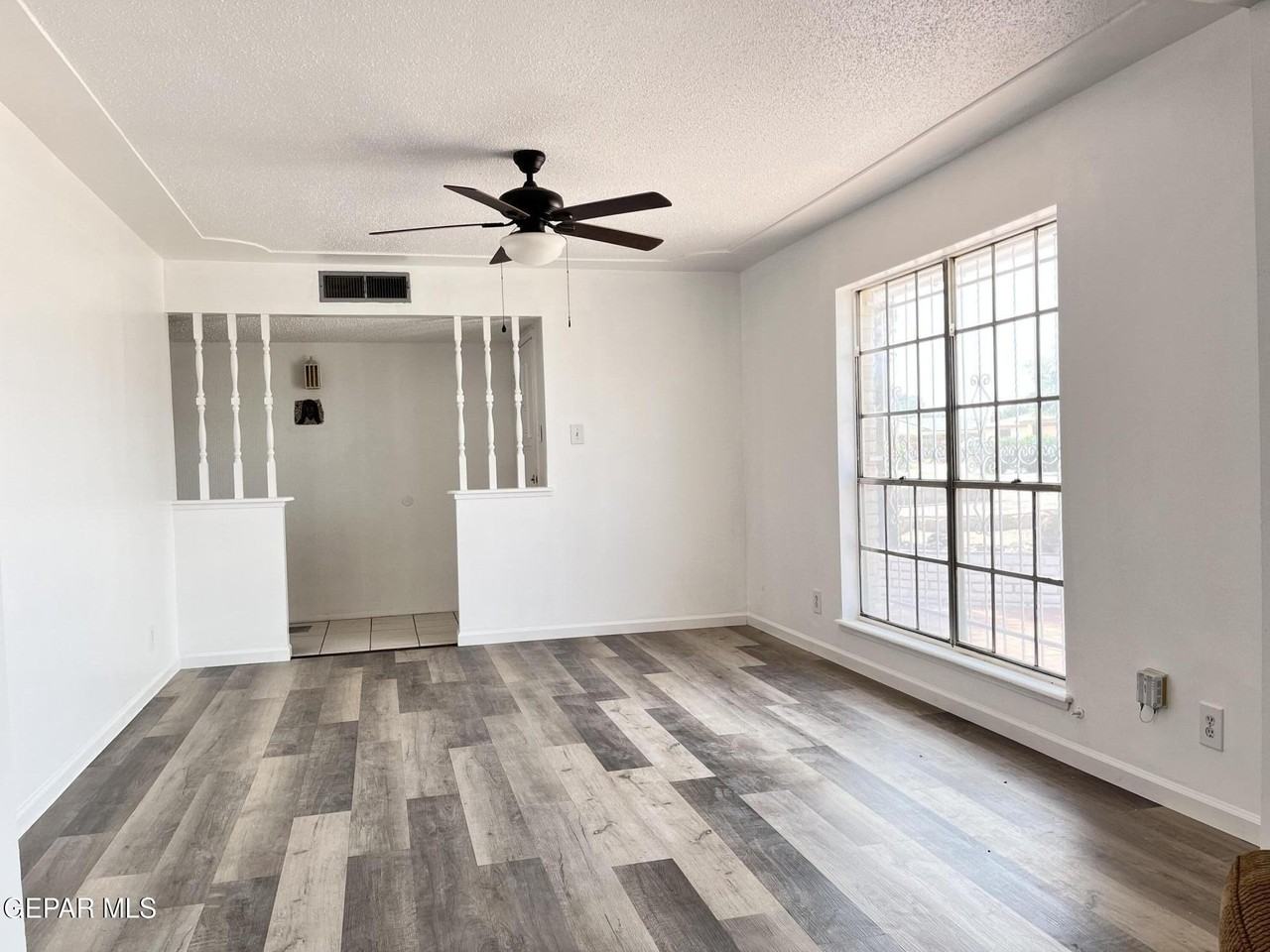 700 Horncastle Rd - Photo 4 of 15