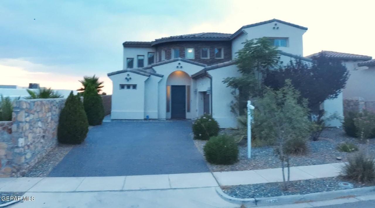1805 Tin Star St - Photo 2 of 50