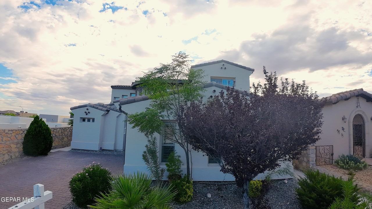 1805 Tin Star St - Photo 6 of 50