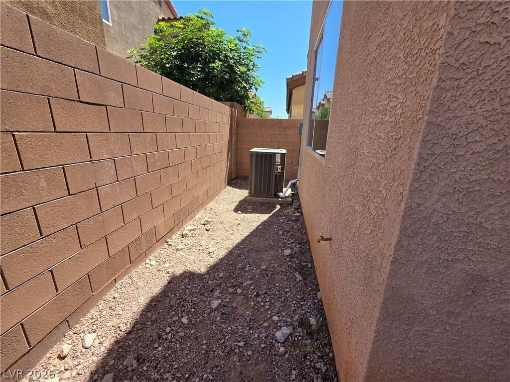 7510 Perla Del Mar Ave - Photo 6 of 50