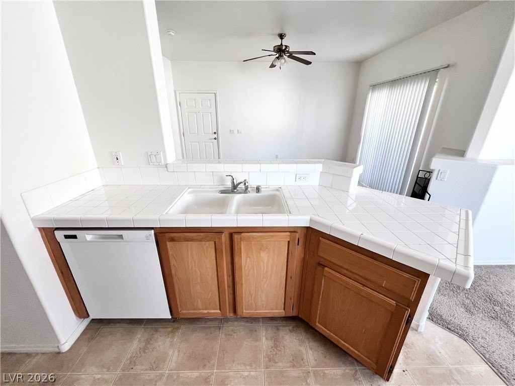 2121 Echo Bay St #204 - Photo 6 of 27