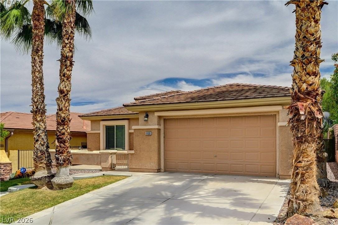 11131 Forever Sunset Ct - Photo 2 of 48