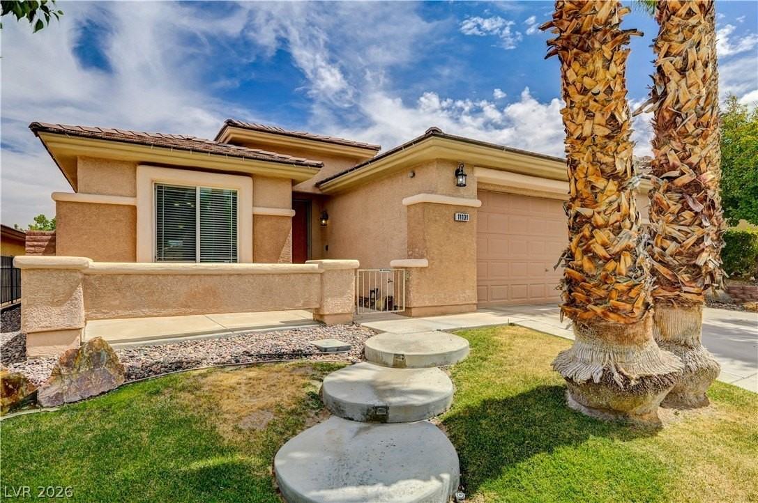 11131 Forever Sunset Ct - Photo 4 of 48