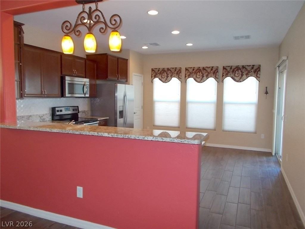 790 Country Grove Ln - Photo 7 of 35