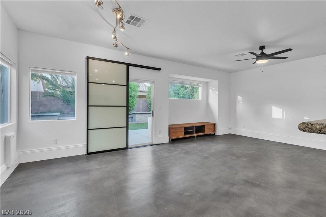4468 Lobero Ave - Photo 4 of 27
