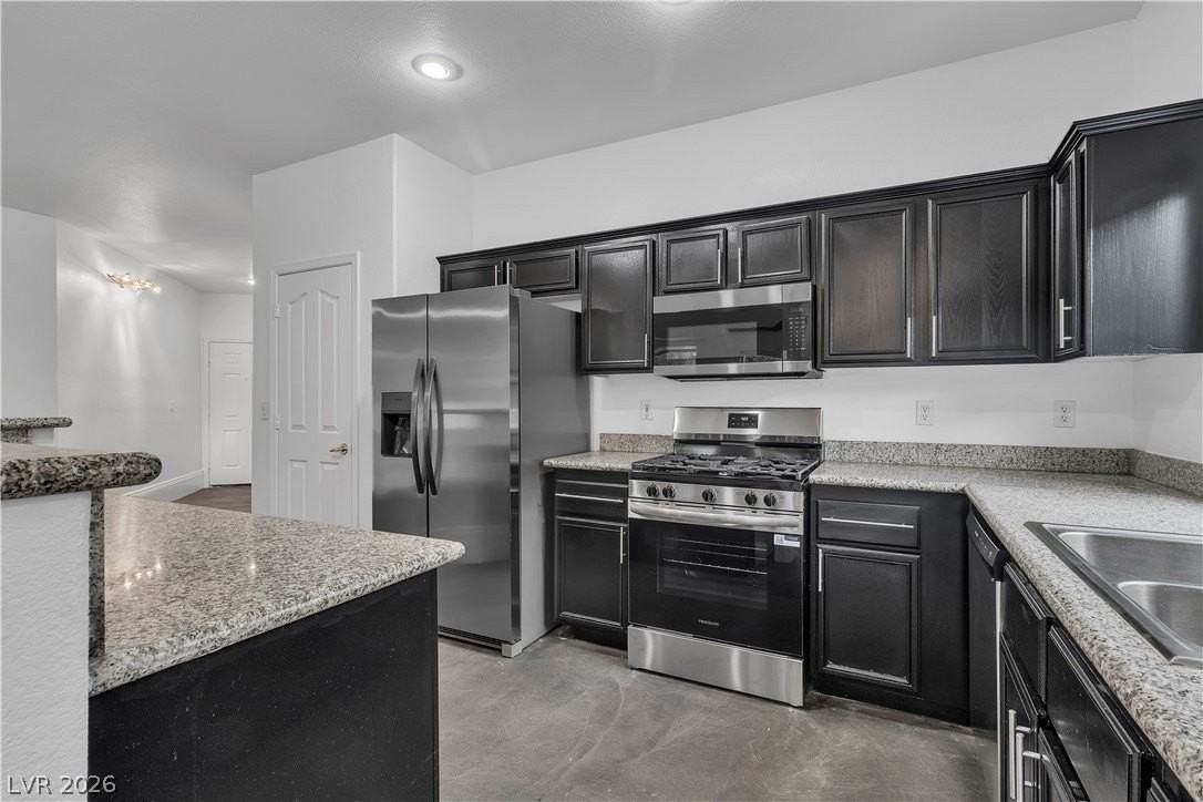 4468 Lobero Ave - Photo 6 of 27