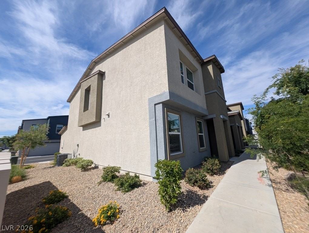 4820 Orchid Ridge Ave - Photo 2 of 16