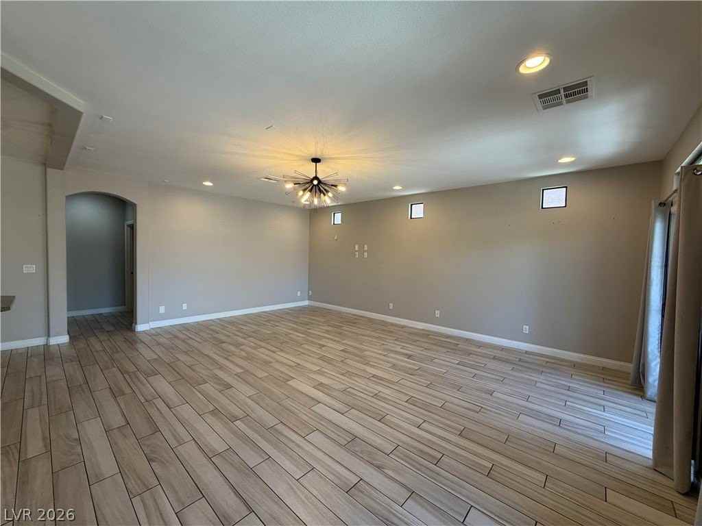 7202 S Bronco St - Photo 3 of 27