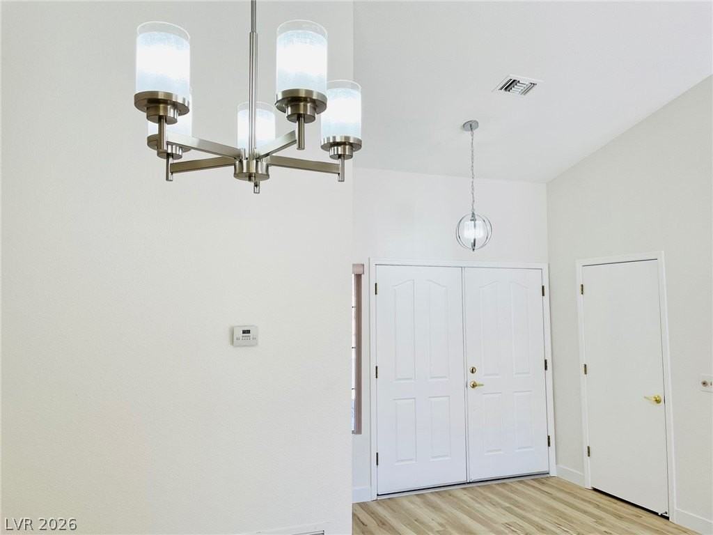 8905 Pennystone Ave - Photo 5 of 19