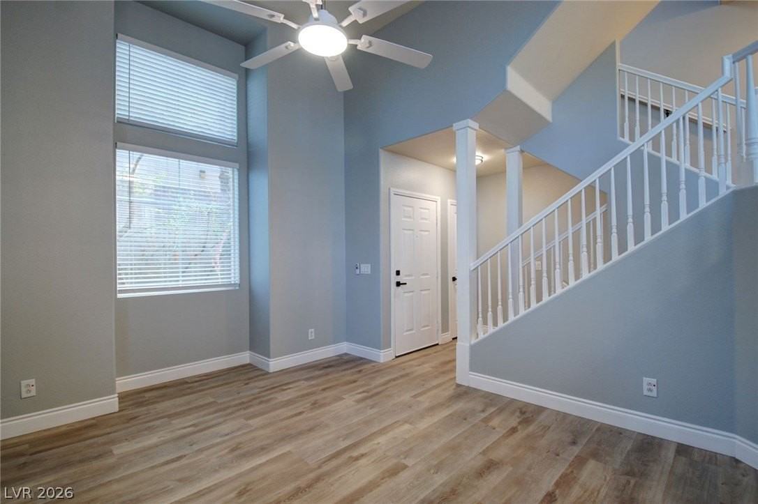 8401 Tiger Woods Ave - Photo 2 of 31