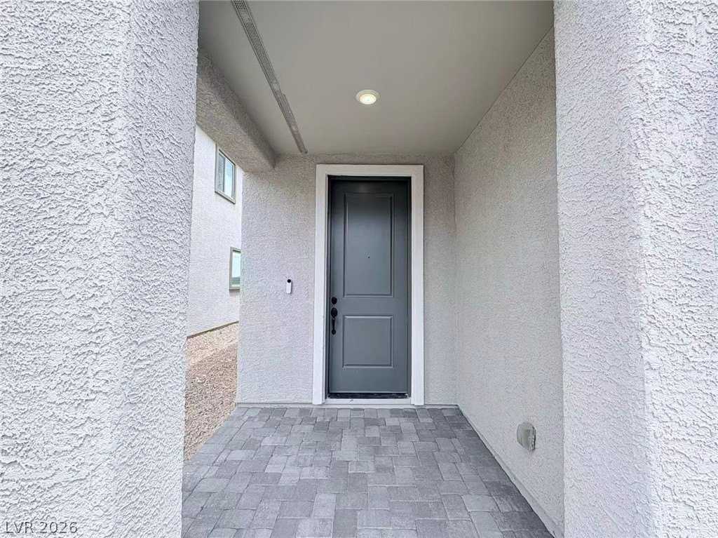 8044 Texas Hills St - Photo 5 of 50