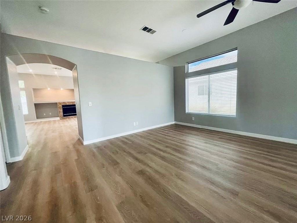 4417 Cinema Ave - Photo 3 of 25