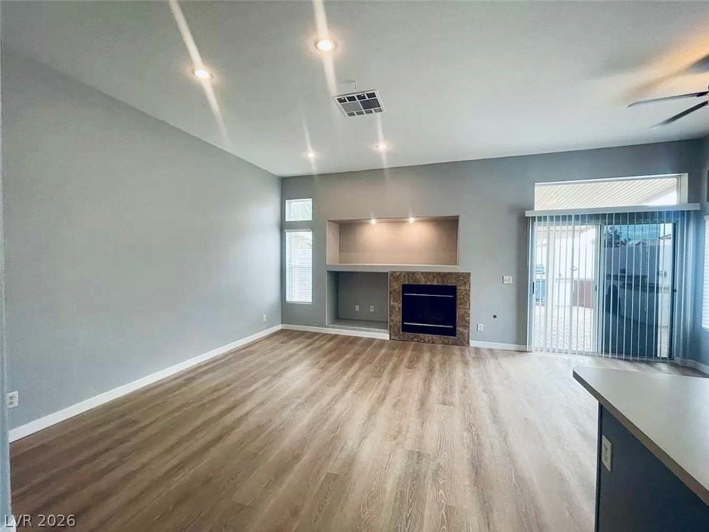 4417 Cinema Ave - Photo 6 of 25