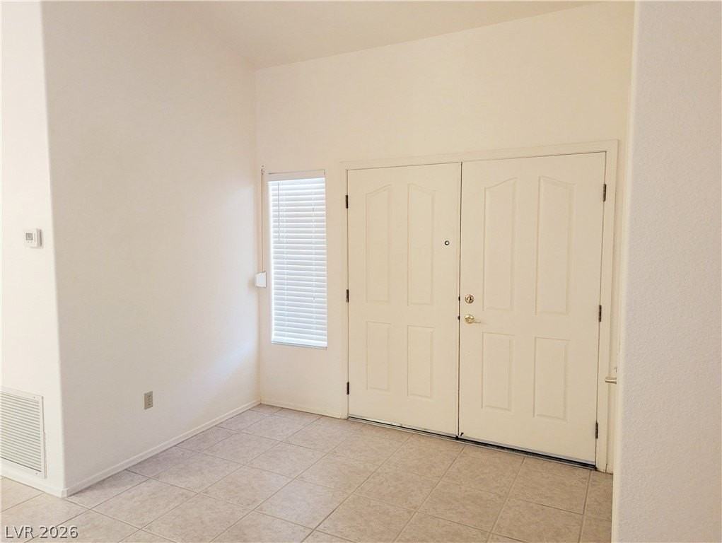 9433 Quail Ridge Dr - Photo 2 of 23