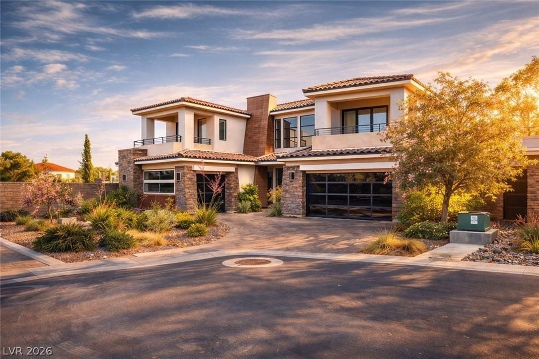 72 Bella Lago Ave