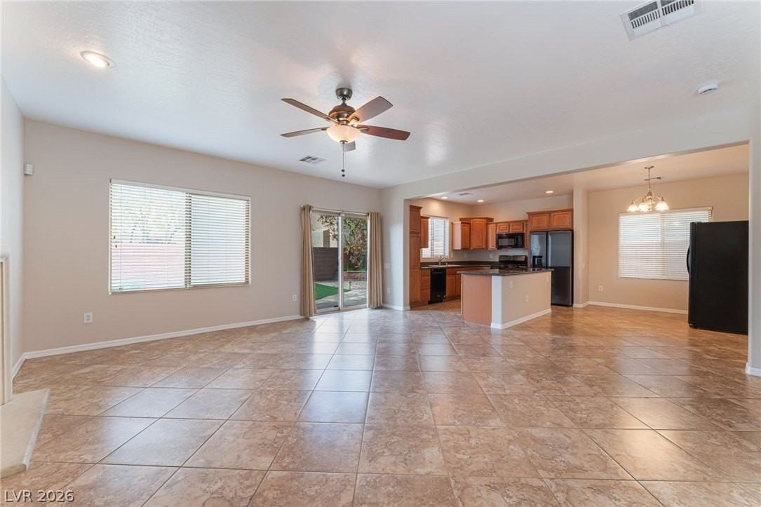 4405 Penguin Ave - Photo 6 of 43