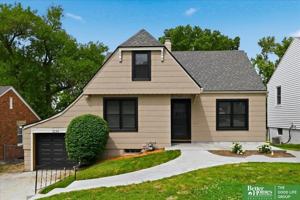 featured image of 2130 S 61st Ave
