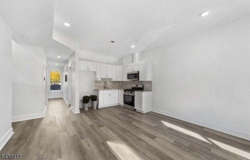 1119 Hampton Pl #1 - Photo 3 of 12
