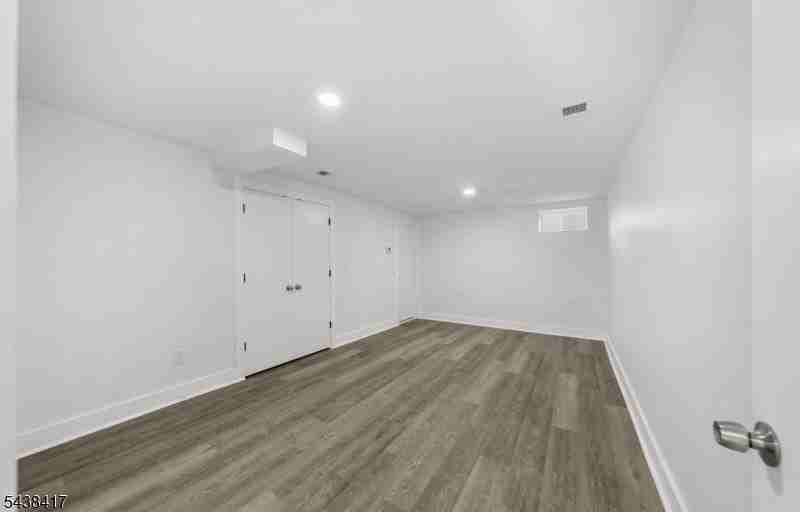 1119 Hampton Pl #1 - Photo 6 of 12