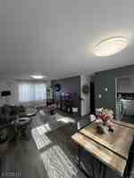 featured image of 7 Hillside Ave #6
