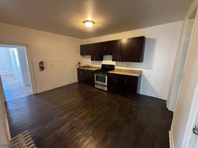 84 Front St - Photo 7 of 16
