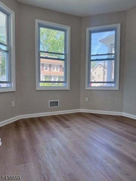 64 Llewellyn Ave #1 - Photo 6 of 30
