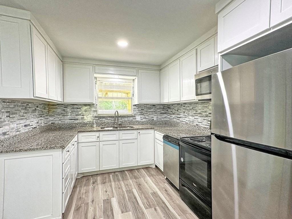 819 Bunny Rabbit Rd - Photo 3 of 8