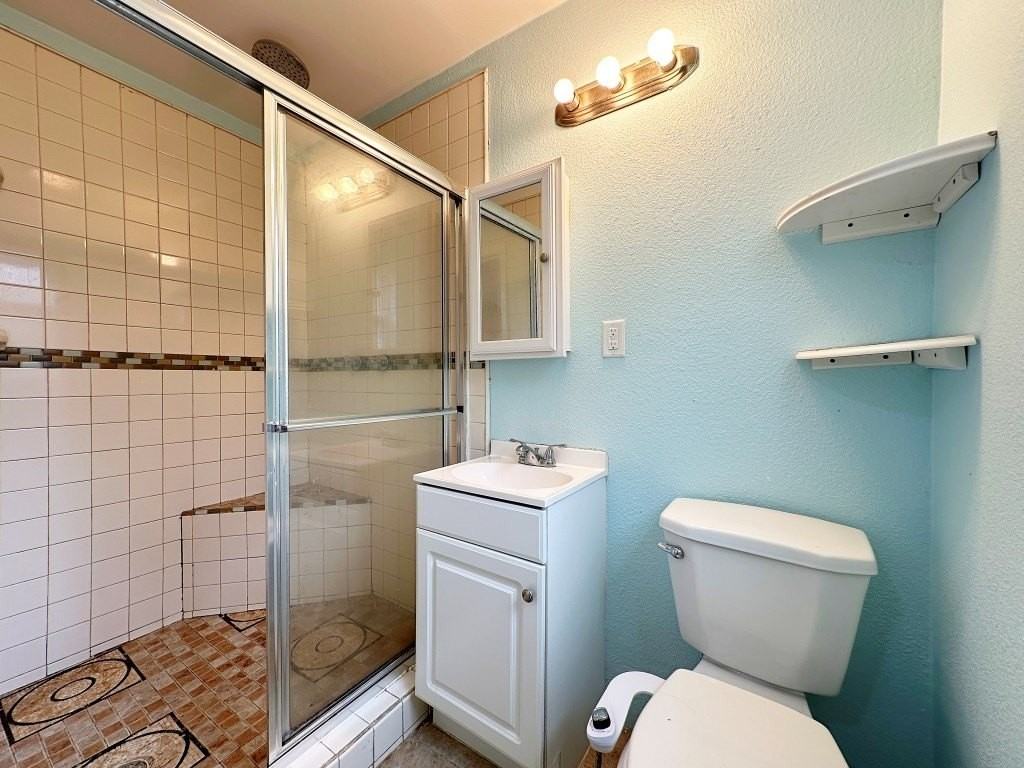 819 Bunny Rabbit Rd - Photo 5 of 8