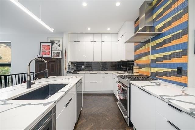 105 Fairview Ave - Photo 4 of 50