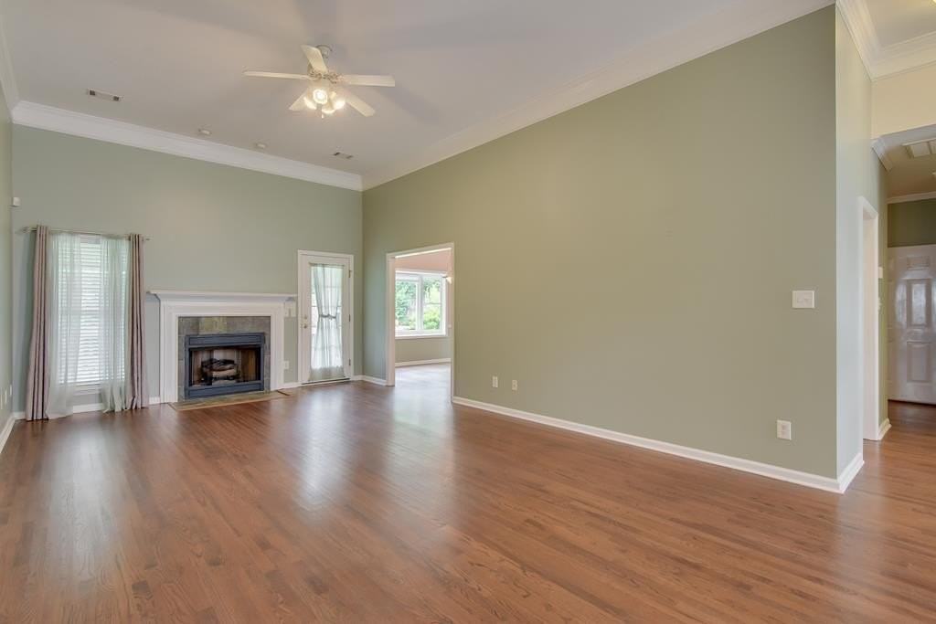 4325 Colony Sq - Photo 5 of 37