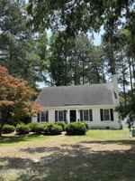 featured image of 305 Canterbury Rd Nw